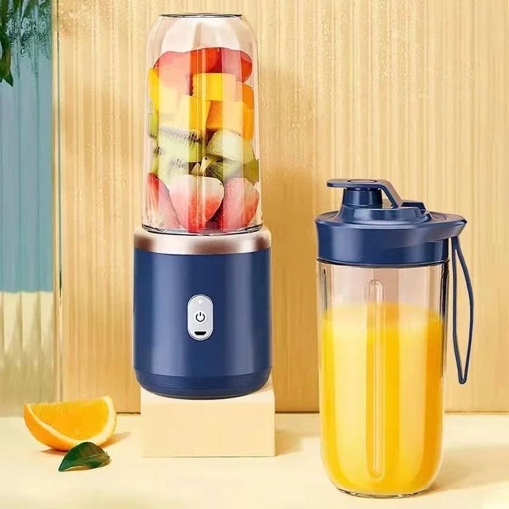 Multifunctional Small Juicer